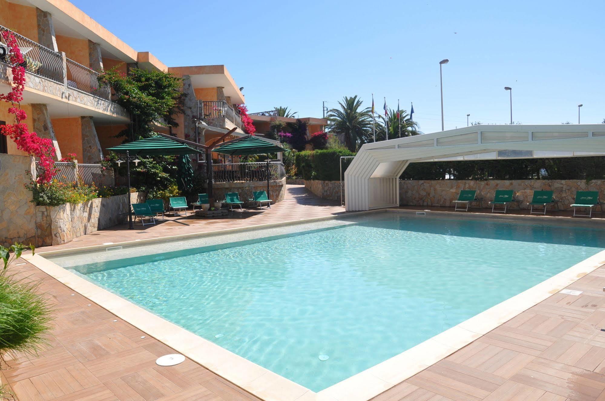 Palm Village Villasimius Ngoại thất bức ảnh